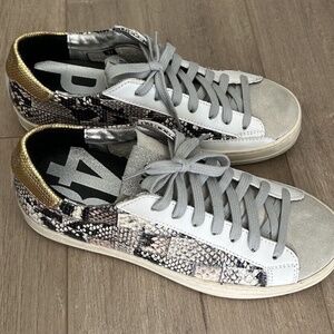 P448 Picasso Women’s Sneakers Reptile Python Size 6